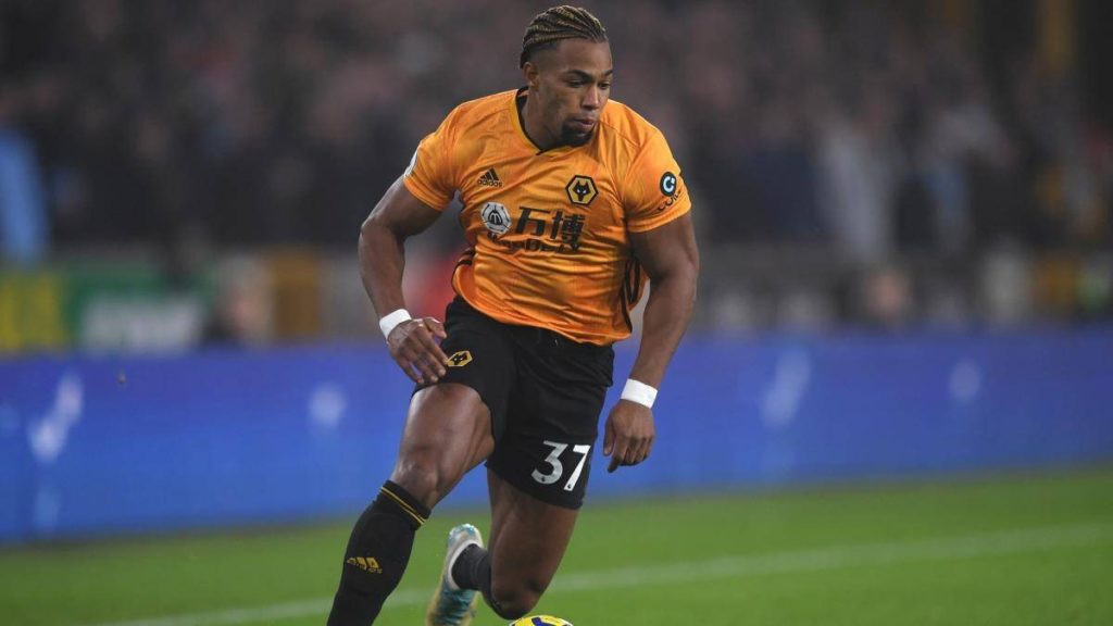 مبلغ خيالي للتعاقد الجناح الإسباني أداما تراوري نجم وولفرهامبتون وصراع الأندية عليه تشعله اليوفي