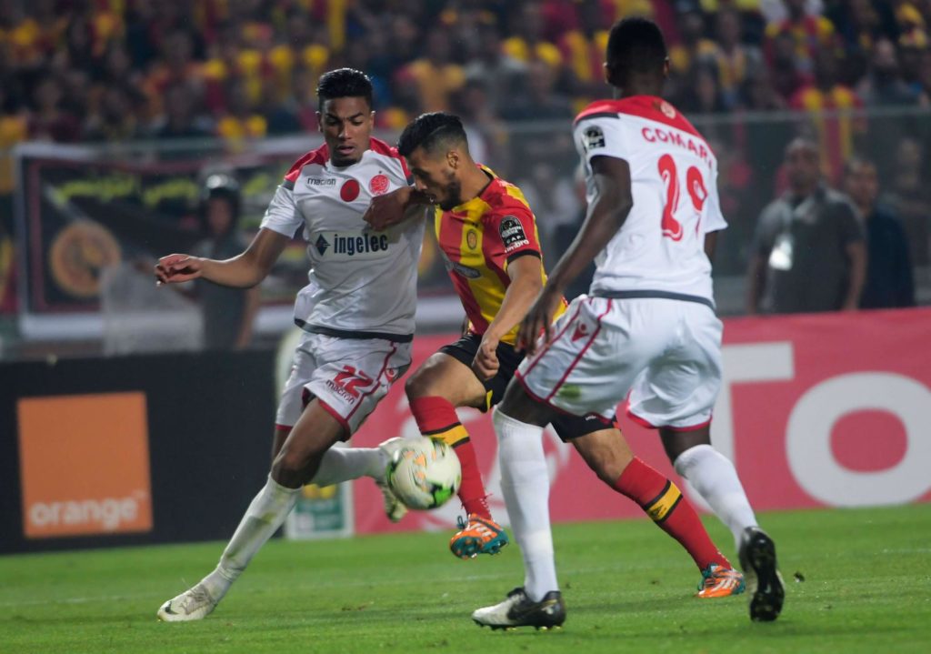 الناصيري رفض التوقيع لنجم الترجي والمنتخب الجزائري ويفاوض لاعبين من المستوى الثالث