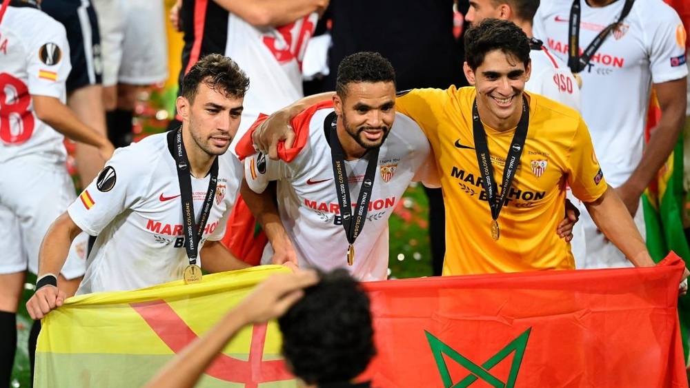 المهاجم المغربي منير الحدادي نجم إشبيلية يرد بشكل سريع على دعوة اللعب مع المنتخب