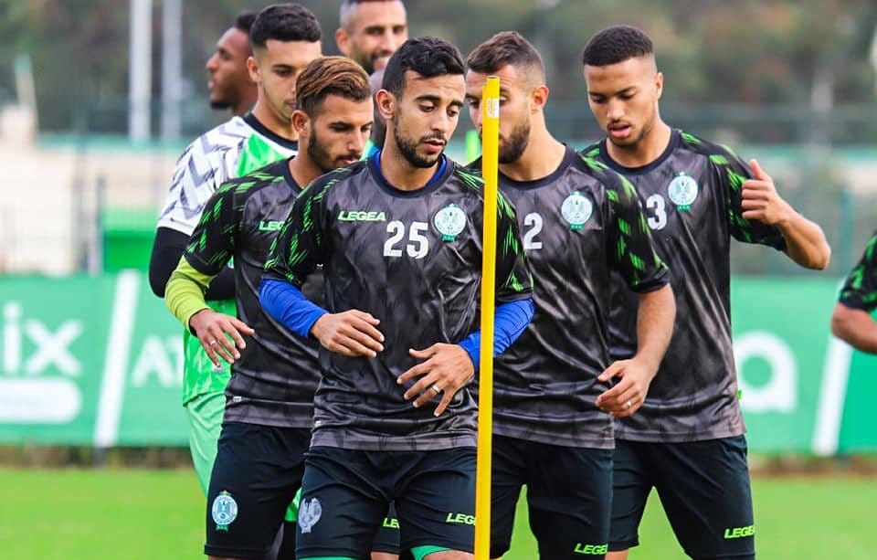 الرجاء الرياضي تفشل في تجنب الكارثة بعد قرار الزيات