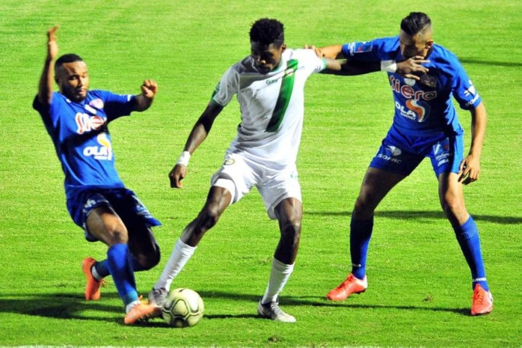 أولمبيك خريبكة يحسم التعاقد مع الظهير الأيسر جبيرة