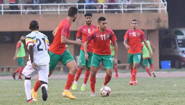 الوداد الرياضي يحسم صفقة انتقال مدافع المنتخب المغربي