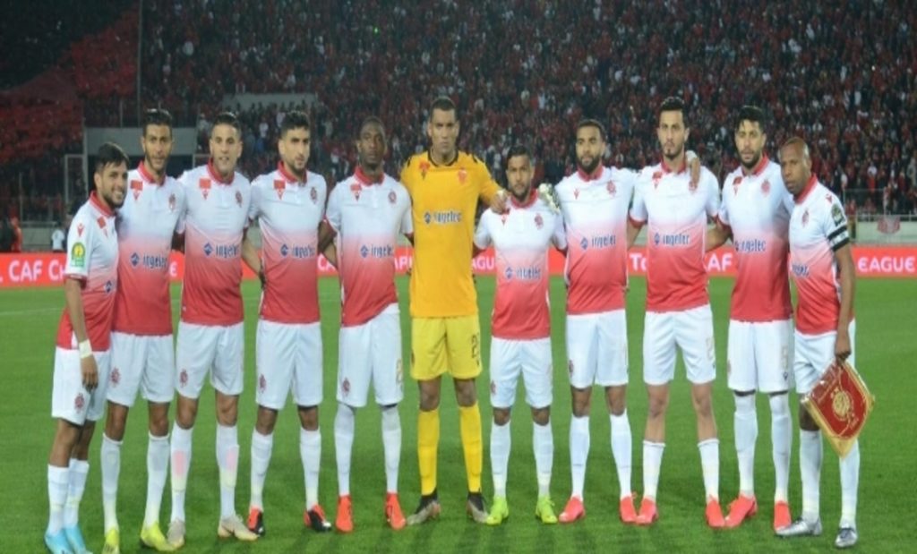 مدرب ريال مدريد السابق على طاولة الوداد الرياضي المغربي