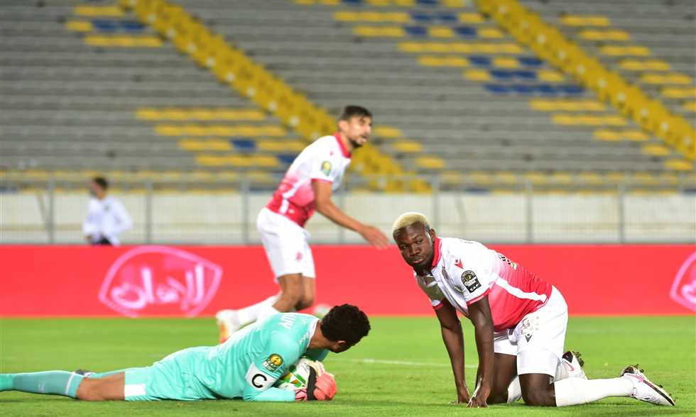 جاجبو جونيور جاجبو جونيور يثير أزمة الأجانب في الوداد الرياضي المغربي والفيفا