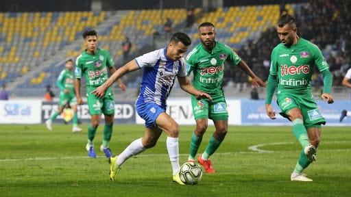 جمال السلامي يحسم في بقاء نجم الرجاء الرياضي