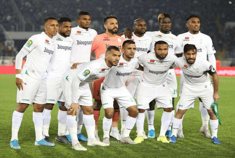 أندية أوروبية كبيرة تدخل خط المنافسة لضم نجم الرجاء الرياضي المغربي