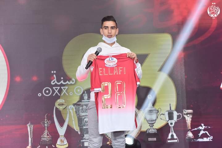 الدولي الليبي مؤيد اللافي لاعب الوداد الرياضي يكشف سر توقيعه للفريق المغربي