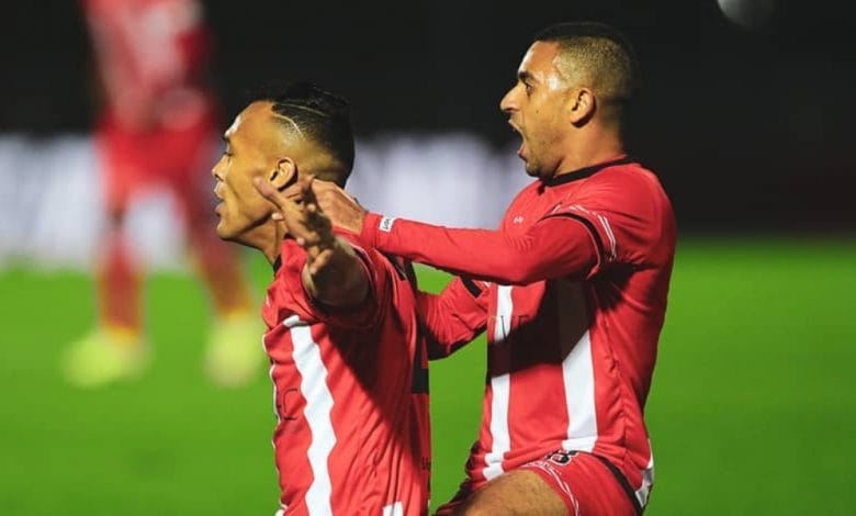 رضى الهجهوج يرد بطريقته على تصرفه بعد التسجيل على الزنيتي في مباراة الرجاء