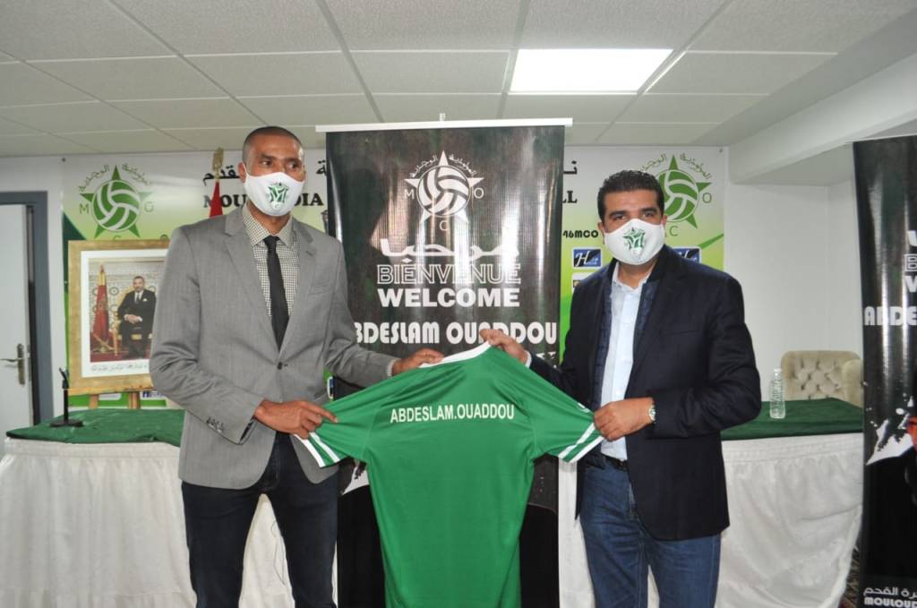مدرب مولودية وجدة عبد السلام وادو يرد بطريقته على جمهور الفريق بعد الأزمة الأخيرة