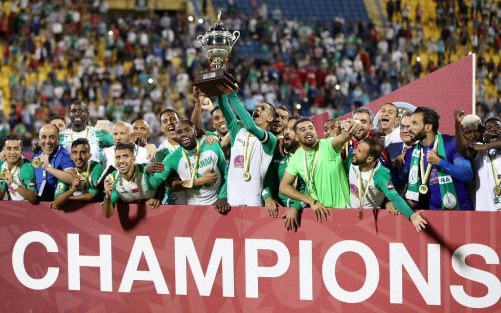 نجم النسور الخضر يثقل كاهل نادي الرجاء الرياضي ويقف في وجه الميركاتو الشتوي