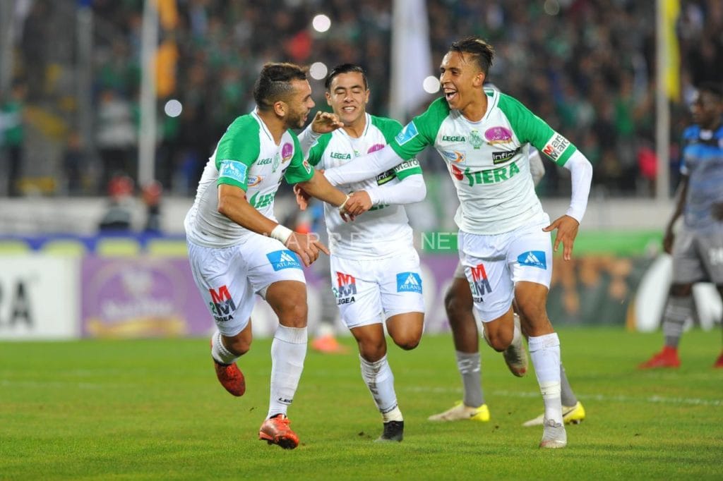 مدافع الرجاء الرياضي خارج حسابات جمال السلامي واللاعب يغادر الفريق