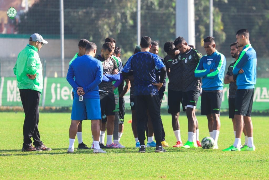 قرار مفاجىء من الرجاء الرياضي يحسم في رحيل الزنيتي