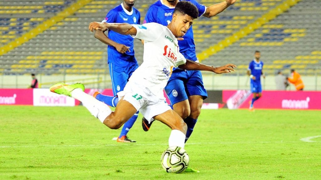 كارتيرون يتخلى عن حميد أحداد وفريق بالدوري المغربي يقترب من حسم الصفقة