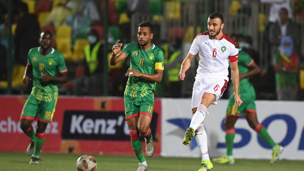 الهلال السعودي يقترب من التعاقد مع الدولي المغربي رومان سايس عميد المنتخب الوطني