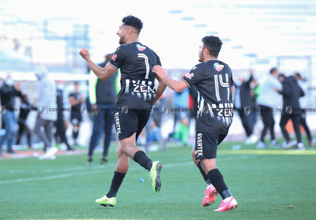 يطلب التوقيع من البنزرتي…مهاجم منتخب ليبيا والصفاقس التونسي يخلف أيوب الكعبي بالوداد الرياضي