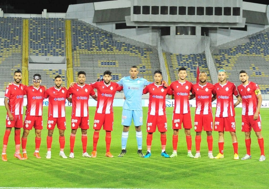 أوناجم يكشف السر…اللاعبين القدامى داخل الوداد الرياضي يبقون على مدرب الفريق