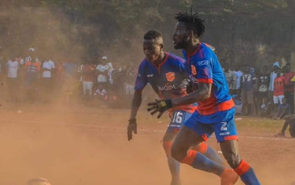 الرجاء الرياضي في مفاوضات مع المهاجم الغاني إينوك أطا أجايي