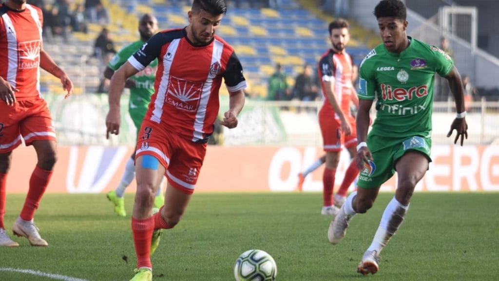 الرجاء الرياضي يحسم صفقة نجم هجوم الفتح الرباطي