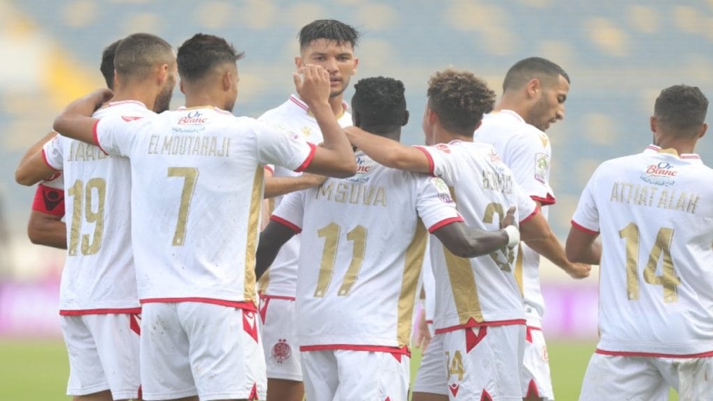 الوداد البيضاوي يتلقى ضربة موجعة بقرار مفاجىء