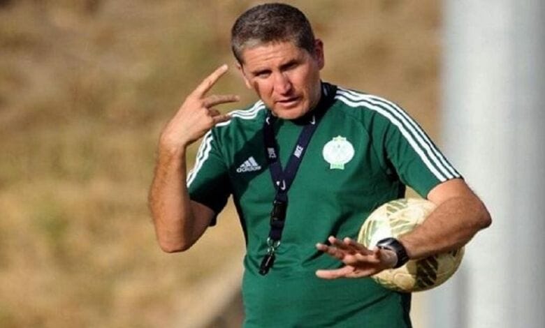 الإسباني خوان كارلوس غاريدو يقود الرجاء الرياضي