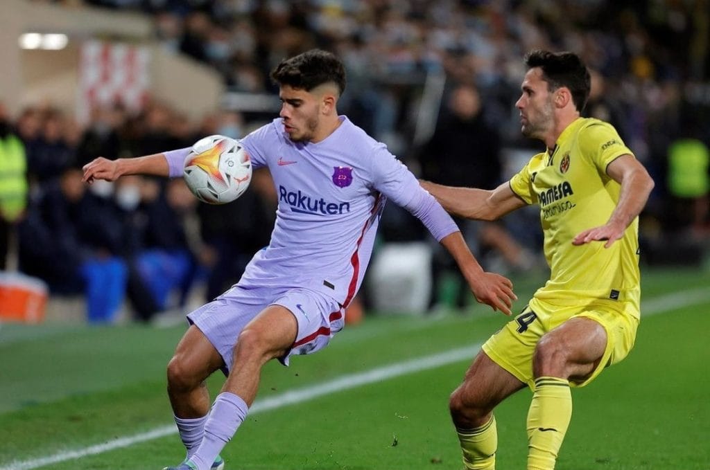 المغربي عبد الصمد الزلزولي يصنع الحدث وتشافي هيرنانديز يرد عليه