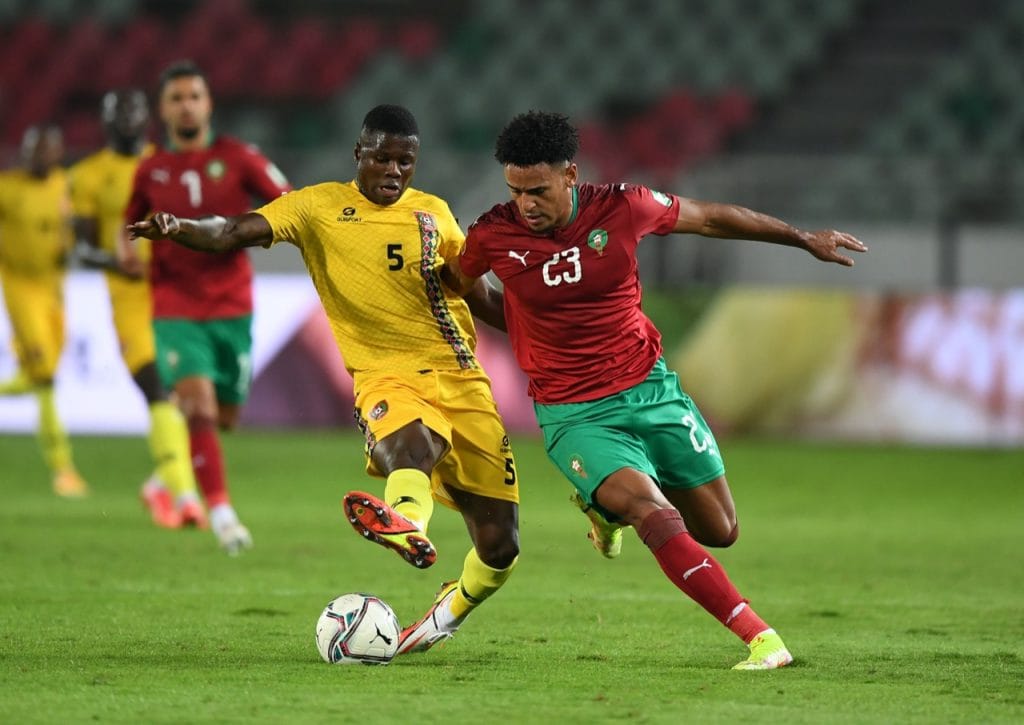 المهاجم المغربي ريان مايي يحسم في حضوره لمعسكر المنتخب الوطني المغربي