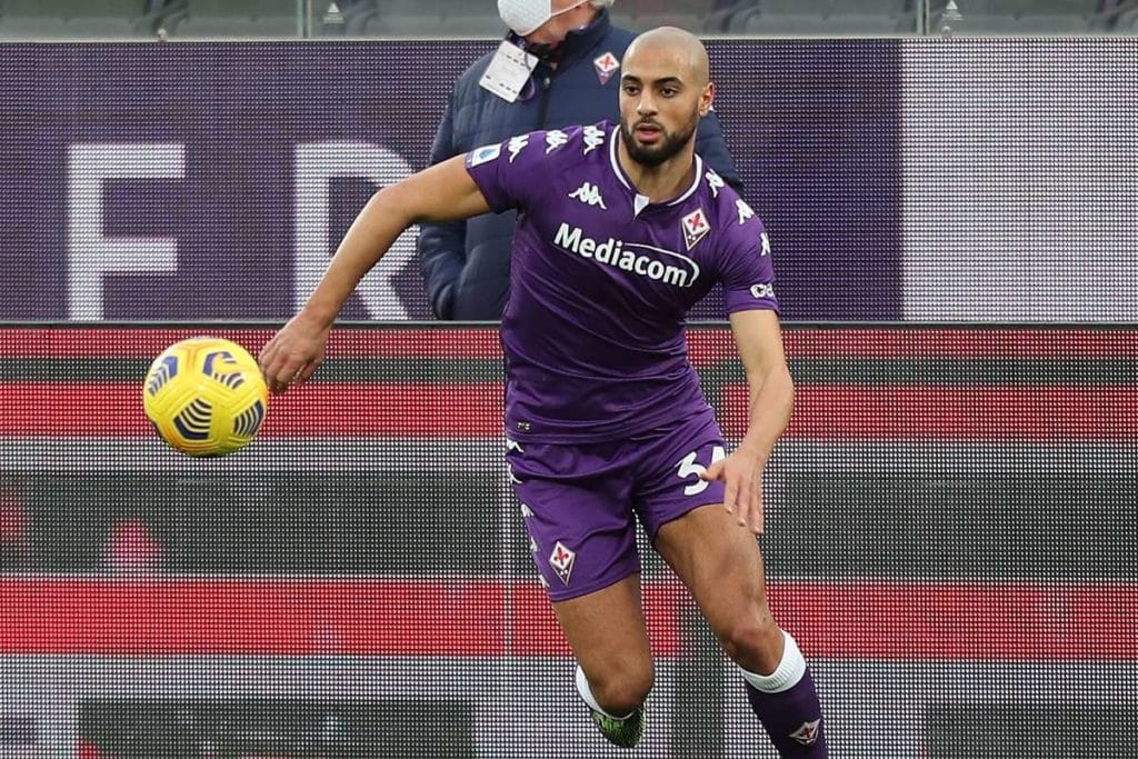 الدولي المغربي سفيان أمرابط يغادر نادي فيرونتينا إلى برشلونة