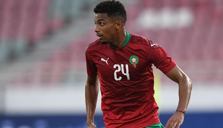 أيوب عملود الظهير الأيمن للوداد والمنتخب المغربي للمحليين خارج حسابات المدرب