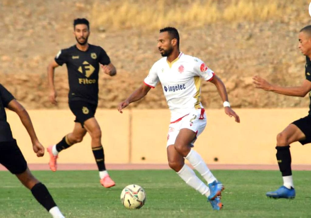 وليد الركراكي مدرب الوداد الرياضي يحسم في رحيل العديد من الأسماء عن الفريق