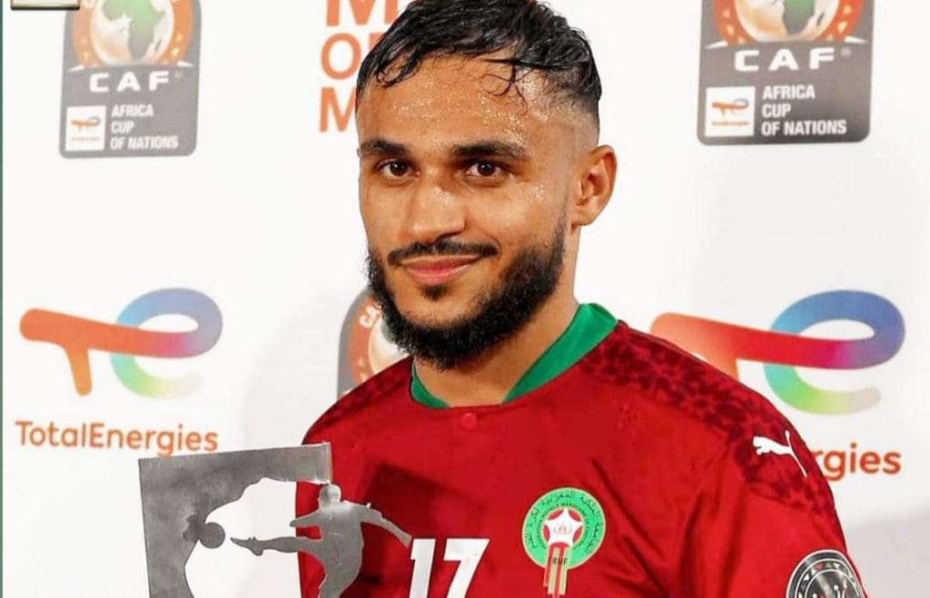 الدولي المغربي سفيان بوفال لاعب انجي الفرنسي إلى الدوري الإسباني