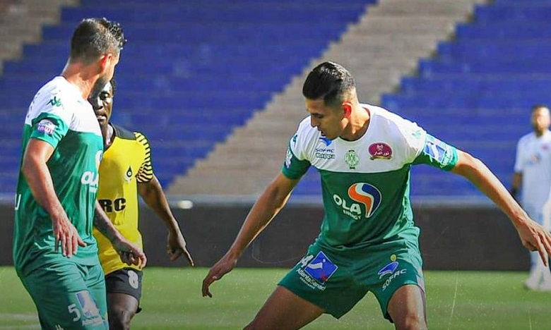 المدافع محمد الناهيري يثير قلق المدرب البلجيكي مارك فيلموتس مدرب الرجاء الرياضي