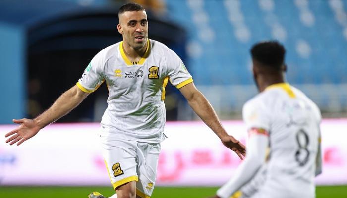 الاتحاد السعودي لكرة القدم يستدعي المهاجم المغربي عبدالرزاق حمدالله نجم الإتحاد للتحقيق معه