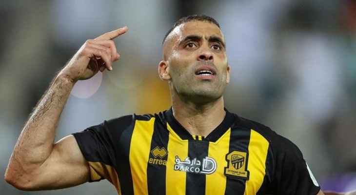 رسالة مفاجئة من المغربي عبد الرزاق حمد الله مهاجم اتحاد جدة ينتصر فيها للقرار الجديد