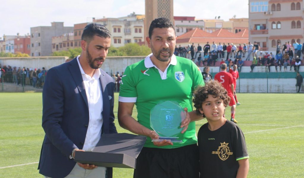 عبد الإله فهمي يفجر مفاجأة كبيرة بخصوص الرجاء البيضاوي