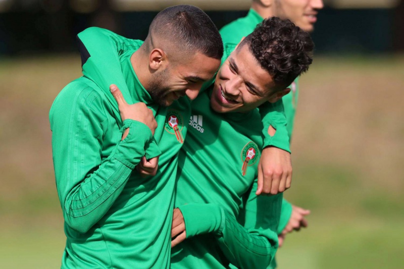 مهاجم المنتخب الوطني المغربي يعلن حل خلافاته مع وحيد حليلوزيتش والعودة إلى الأسود