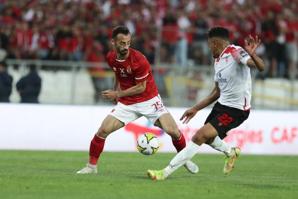 الجنوب أفريقي بيتسو موسيماني يدمر الأهلي المصري في دوري أبطال أفريقيا أمام الوداد المغربي.