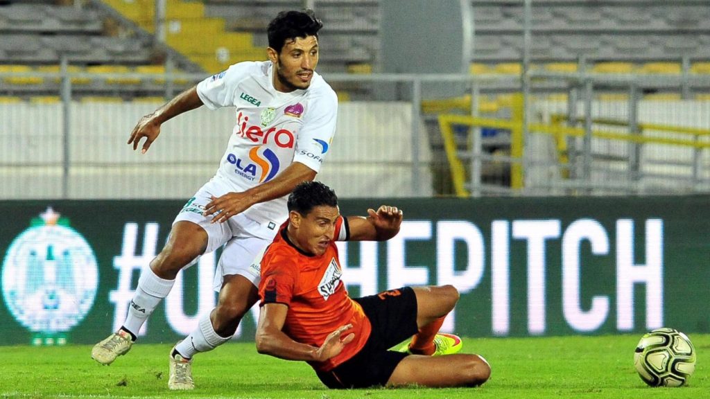 نهضة بركان يتفوق على الرجاء الرياضي في صفقتين من العيار الثقيل