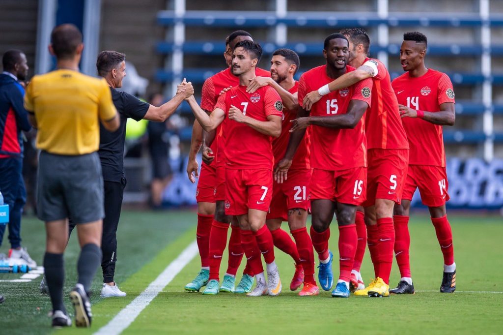 لاعبو منتخب كندا لكرة القدم يقررون الدخول في إضراب قبل أشهر قليلة من نهائيات كأس العالم في قطر