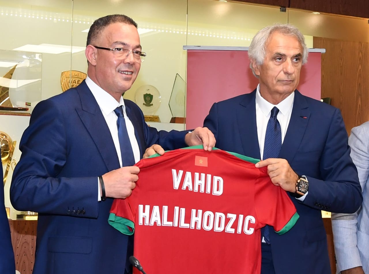 البوسني وحيد خاليلوزيتش، مدرب المنتخب المغربي يباشر استعداداته ولا مجال للرحيل
