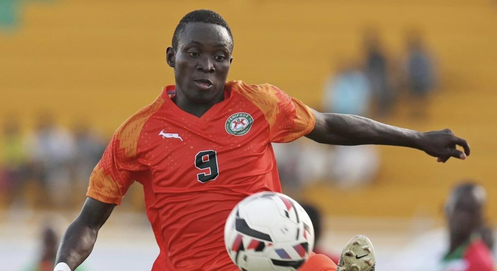 اللاعب فيكتوريان أديبايور مهاجم فريق  الدرك الوطني النيجري ينتقل للدوري المغربي