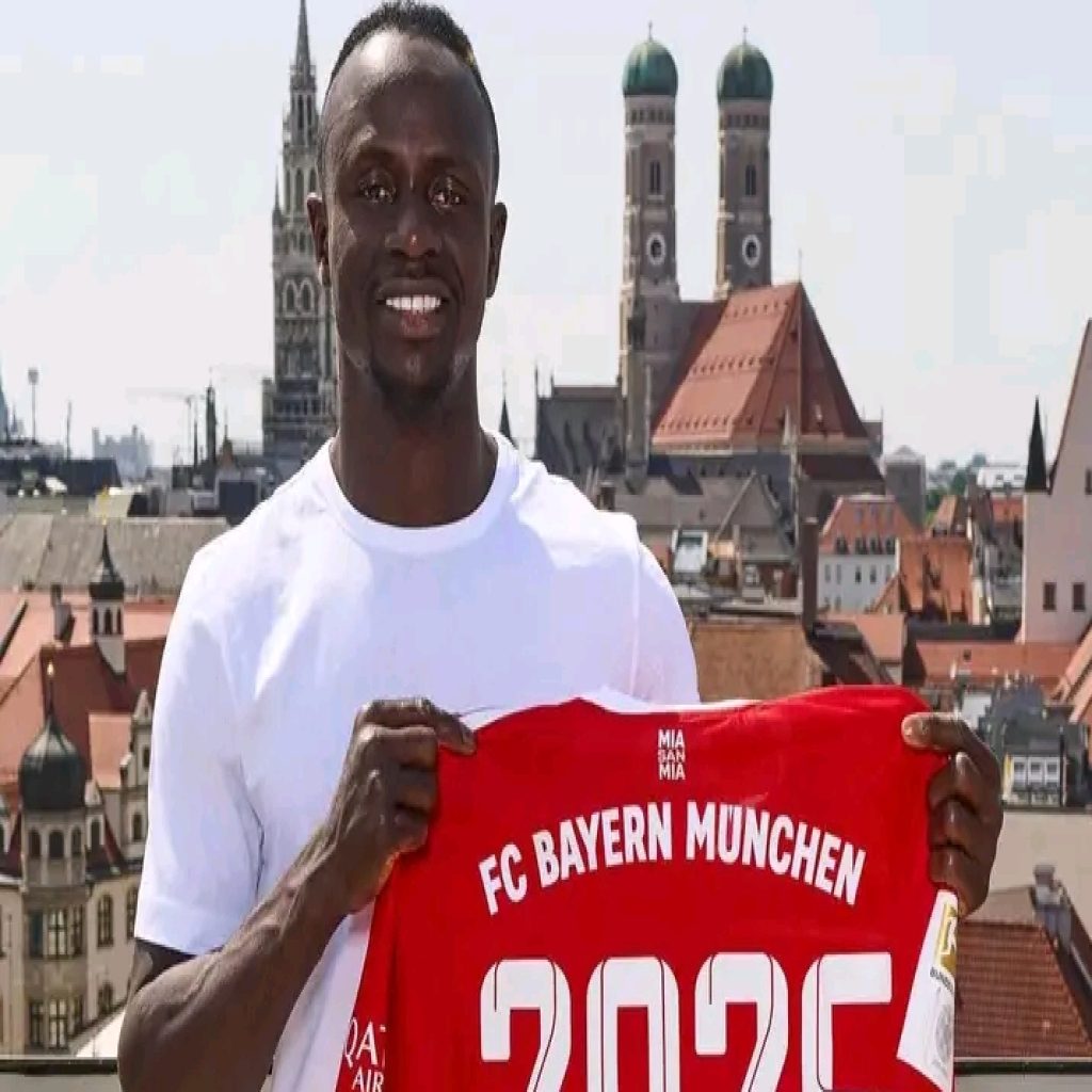 نادي بايرن ميونخ الألماني يعلن عن صفقة السنغالي ساديو ماني قادما من صفوف ليفربول الإنجليزي