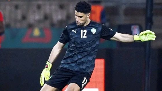 منير المحمدي حارس المنتخب المغربي يخوض تحدي حضور مونديال قطر
