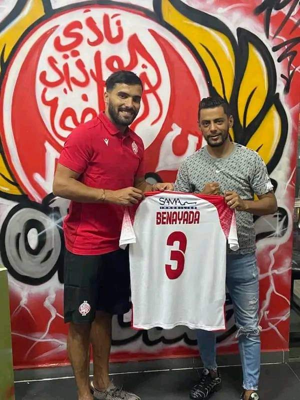 الإعلام الجزائري:&Quot;الوداد المغربي يمنح بن عيادة قميصا مميزا&Quot;