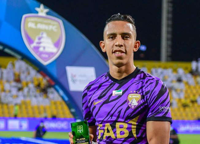 سفيان رحيمي يستجيب لقرار وليد الركراكي قبل مونديال قطر والشائعات لا أساس لها من الصحة