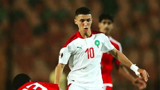 الدولي المغربي بلال الخنوس لاعب فريق جينك البلجيكي يتعرض لضغوطات كبيرة بعد اختياره حمل قميص المنتخب المغربي