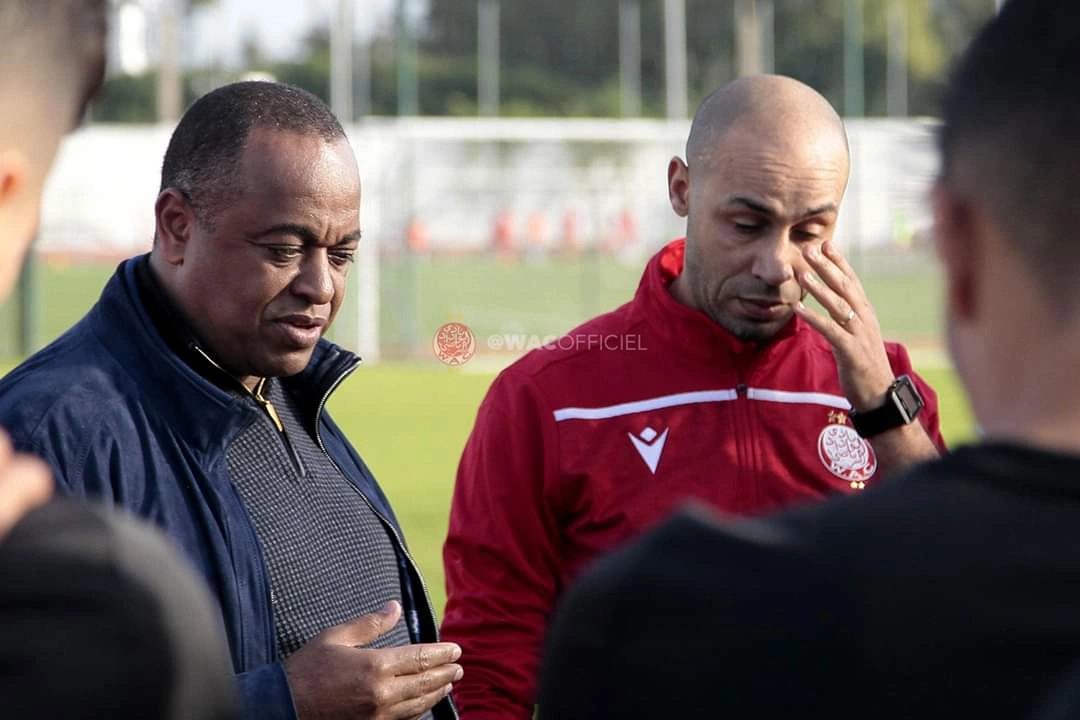 الدوري المغربي رئيس الوداد البيضاوي سعيد الناصيري يحسم أمر المدرب القادم للفريق الأحمر بعد التخلي عن المدرب الحسين عموتة