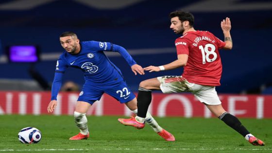 LONDON, ENGLAND - FEBRUARY 28: Hakim Ziyech of Chelsea battles for possession with Bruno Fernandes of Manchester United during the Premier League match between Chelsea and Manchester United at Stamford Bridge on February 28, 2021 in London, England. Sporting stadiums around the UK remain under strict restrictions due to the Coronavirus Pandemic as Government social distancing laws prohibit fans inside venues resulting in games being played behind closed doors. (Photo by Darren Walsh/Chelsea FC via Getty Images)