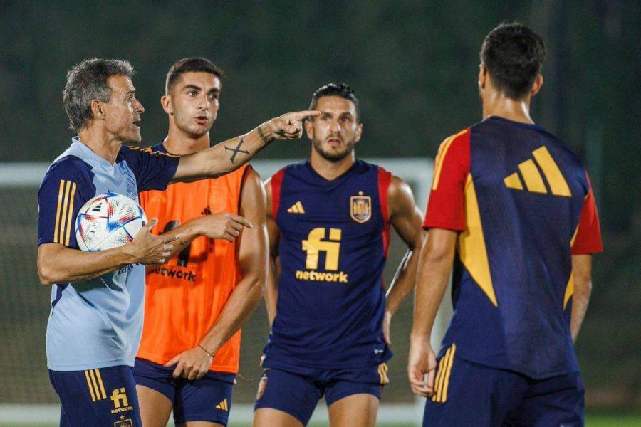 الاصابات تضرب لاروخا وثنائي إسبانيا يغيب عن مران الاستعداد للمغرب