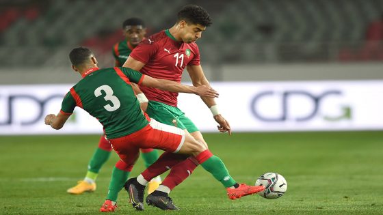 مدرب المنتخب الوطني المغربي وليد الركراكي يحسم في عودة المدافع المغربي آدم ماسينا لاعب أودينيزي الإيطالي