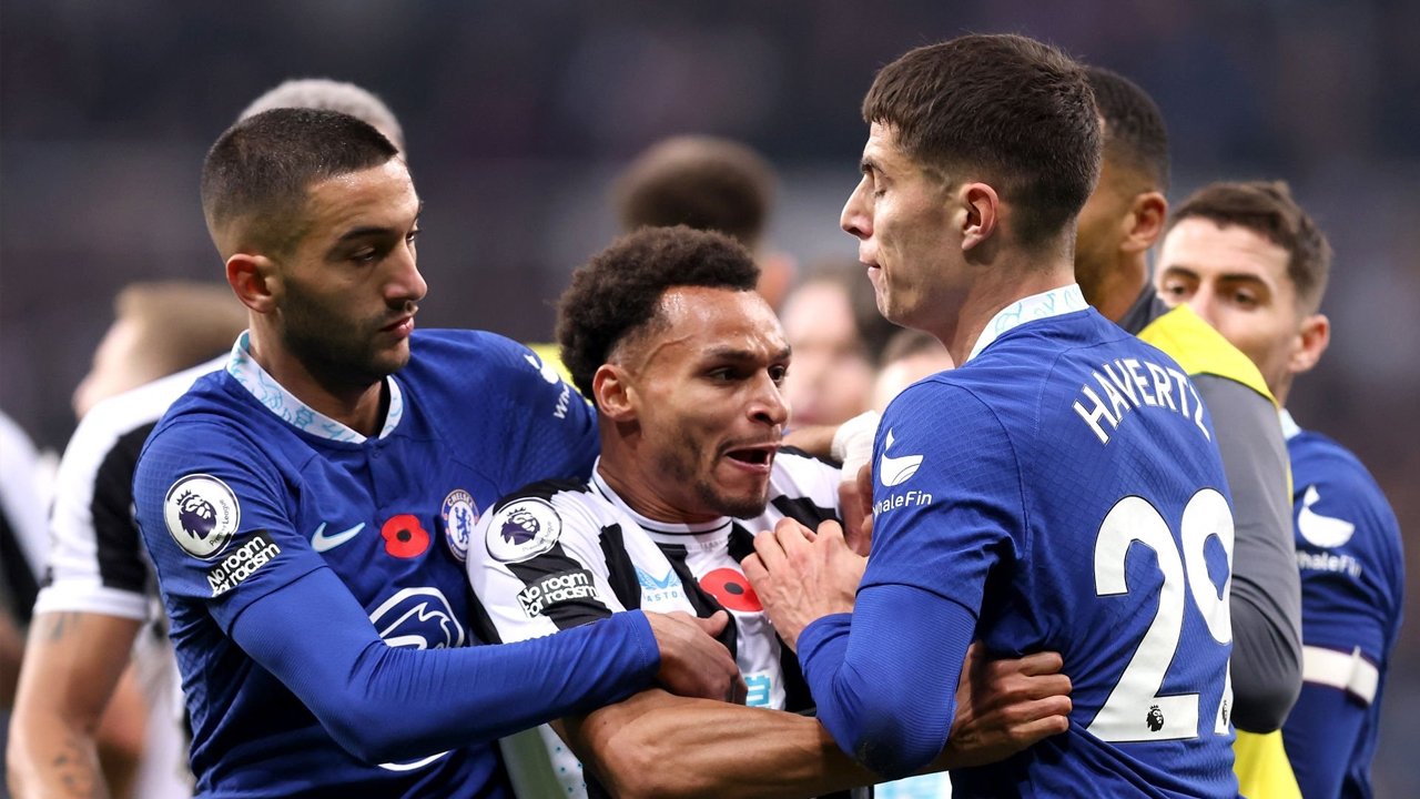 نيوكاسل يونايتد الانجليزي يبدي تخوفه من ضم الدولي المغربي حكيم زياش